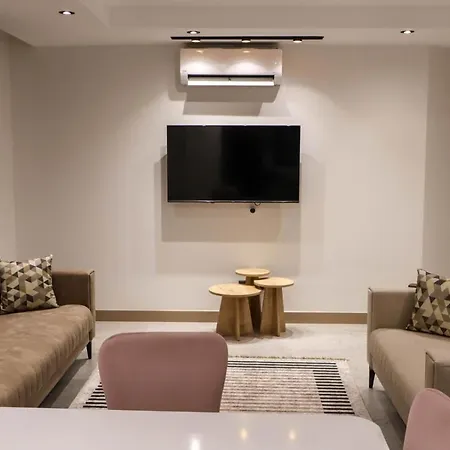 Nest Park シダ