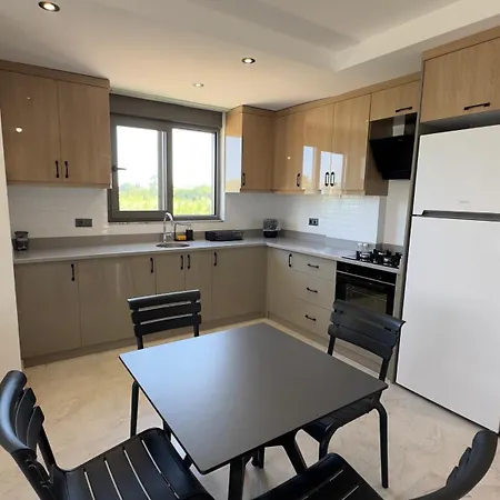 Nest Park Apartament Side