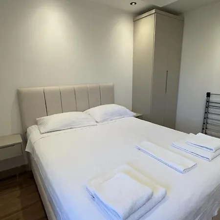 Nest Park Apartment *